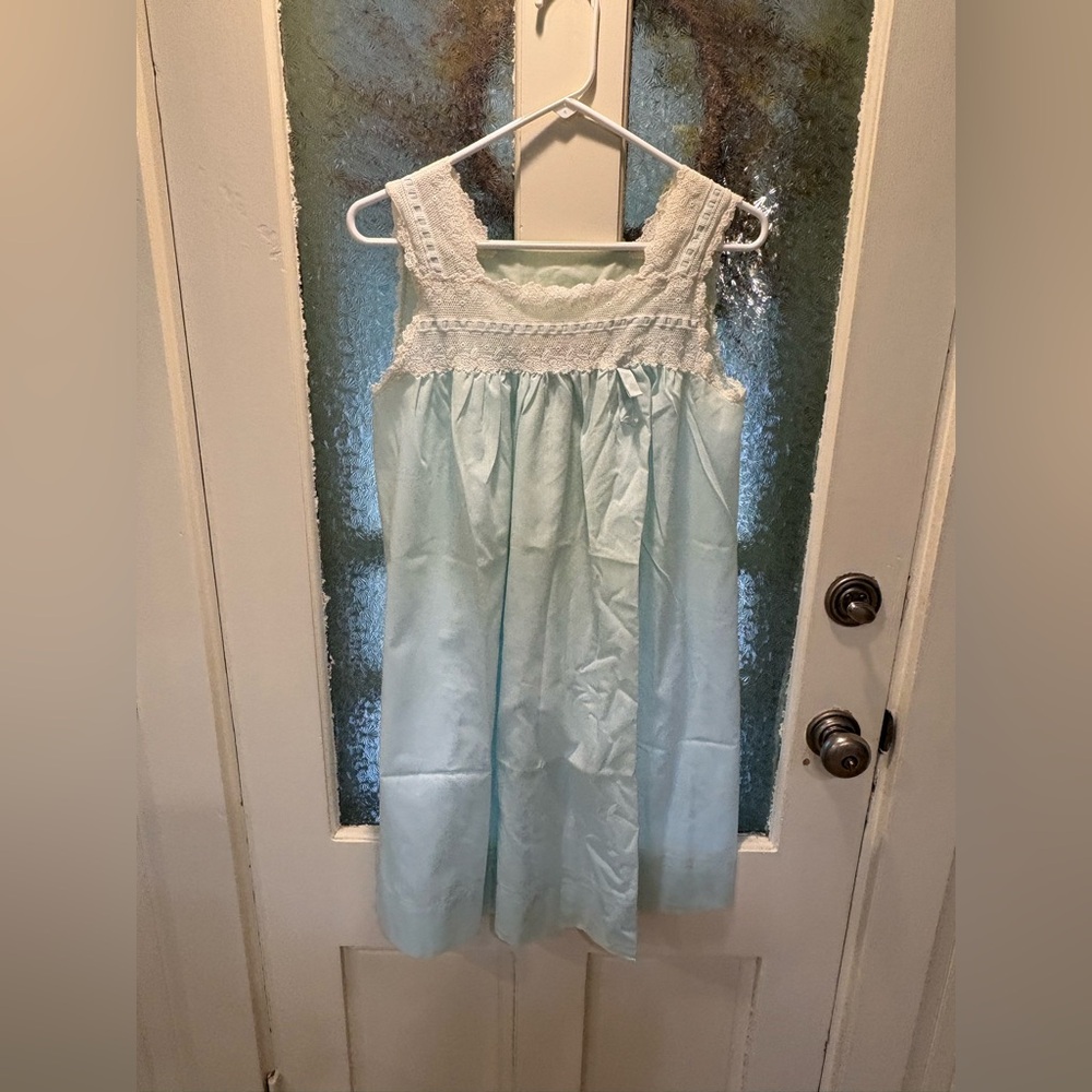 Colony Club Vintage Light Blue Nightgown NWOT